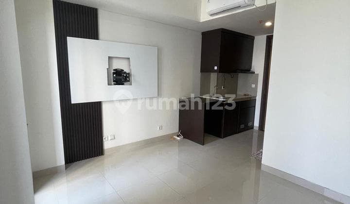 Ready-To-Use Studio Room Apartment Vasaka Solterra Semi Furnished