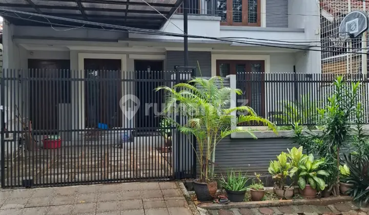 For Sale, Pondok Indah, Modern Minimalist House, Near Park, 3-Car Row Road