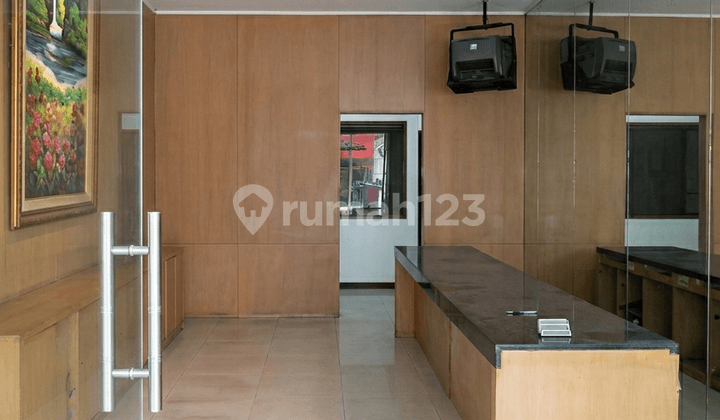 Dijual,Kebayoran Baru,Melawai Blok M, Ruko.5,5 Lantai, Siap Pakai
