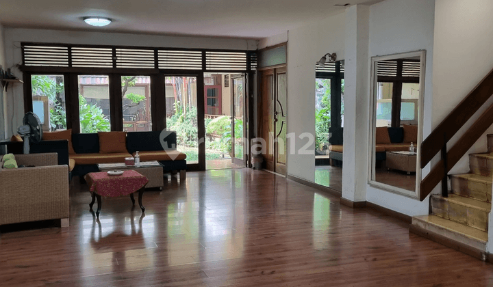 For Rent, Simprug Golf Area, Patal Senayan, House Suitable for Business