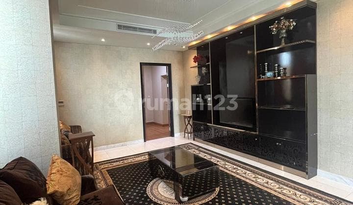 The Peak Sudirman Apartment - 4 Bedrooms Well Furnished