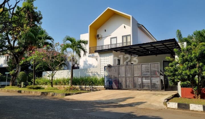 Dijual Rumah Cantik 2 Lantai Siap Huni Posisi Hook di Cikunir Bekasi