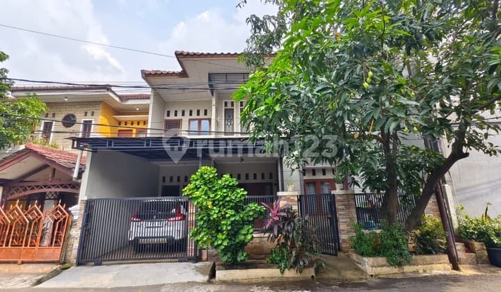 2-Story Flood-Free House in Galaxy Bekasi