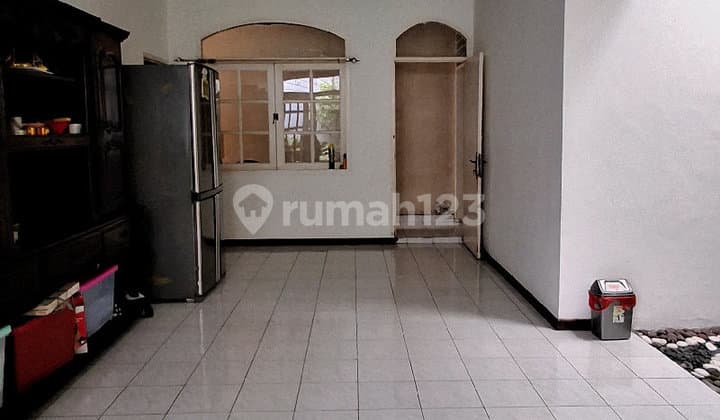 Rumah Nyaman Di Sunter Agung Podomoro Jakarta