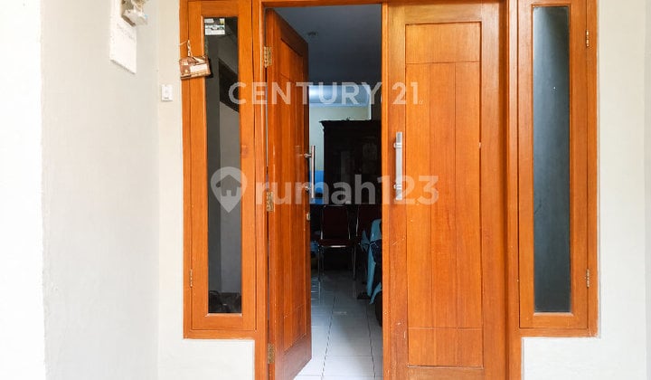 For Sale: Strategic Location House in Kramat Kwitang, Central Jakarta