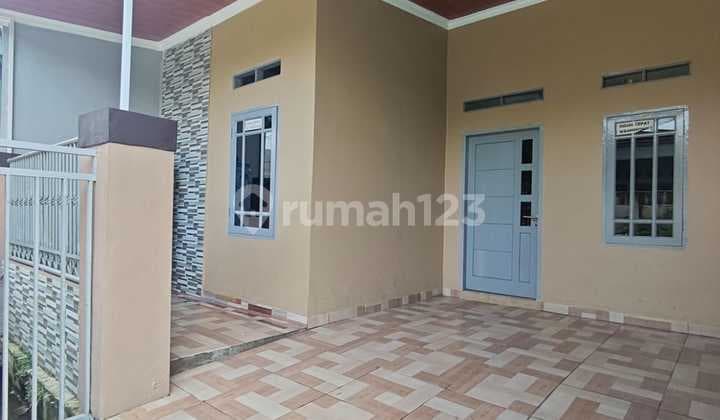 Rumah Baru Minimalis Siap Huni, SHM - Taman Harapan Baru, Bekasi