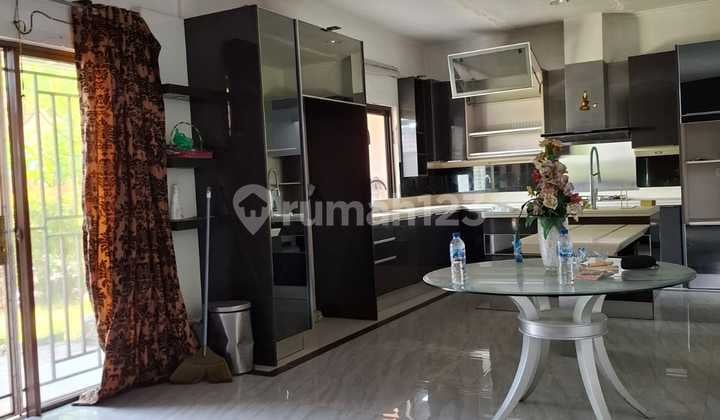 Rumah Bagus Siap Huni Cluster Depan Dekat Mall Jgc Jakarta