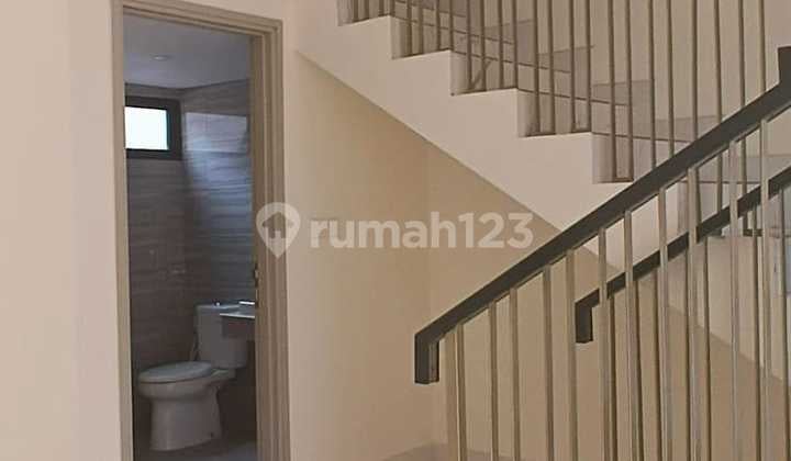 Rumah Asya Semayang Bagus Siap Huni di Jgc Cakung Jakarta