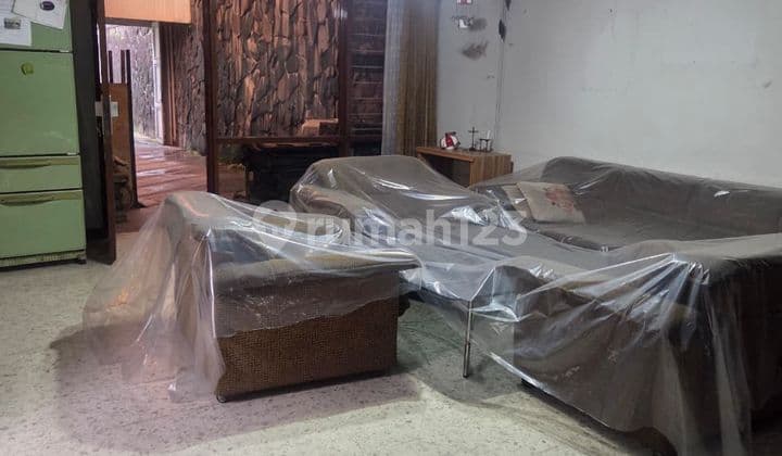 Rumah Pusat Kota Jl Riau Bandung Strategis Idaman