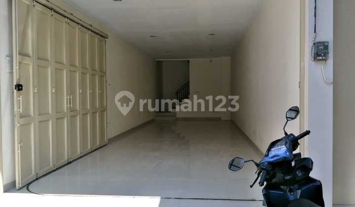 Ruko 3 Lantai Bersih Terawat Siap Pakai Buah Batu Bandung