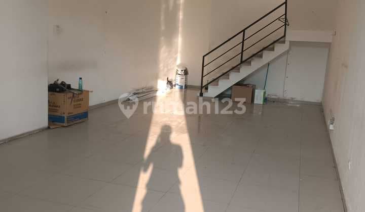 Well-Maintained Sangkuriang Cimahi Shop House Ready to Use with Bustling Access