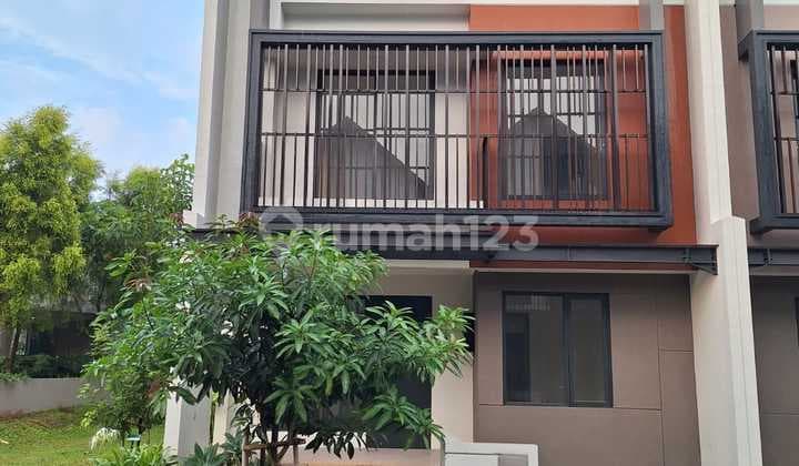 Jual Langka Rumah 120m2 Leonora Premium Atic Sumarecon Serpong
