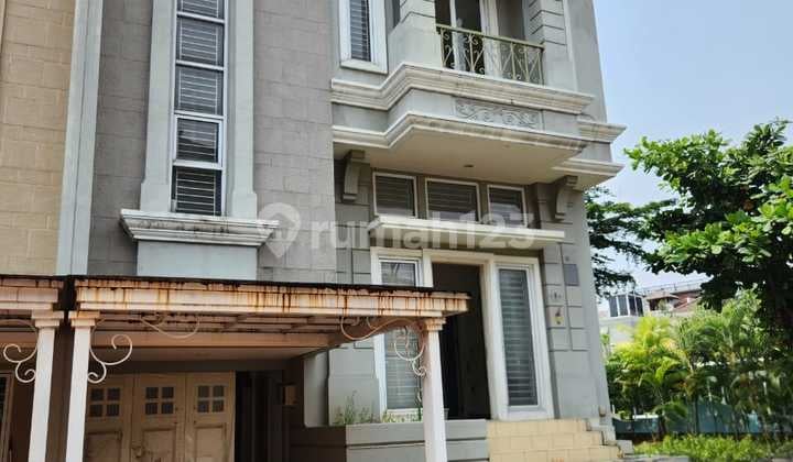 For Sale Ready-to-Occupy House @ Elista Cluster, Gading Serpong