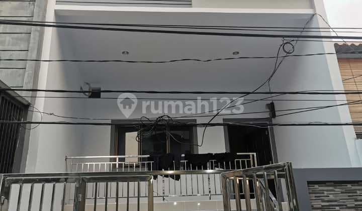 Nice Ready-to-Live House in Teluk Gong, North Jakarta