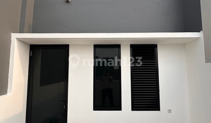 Rumah Baru 3 Lantai Dintanjung Duren Jakarta Barat
