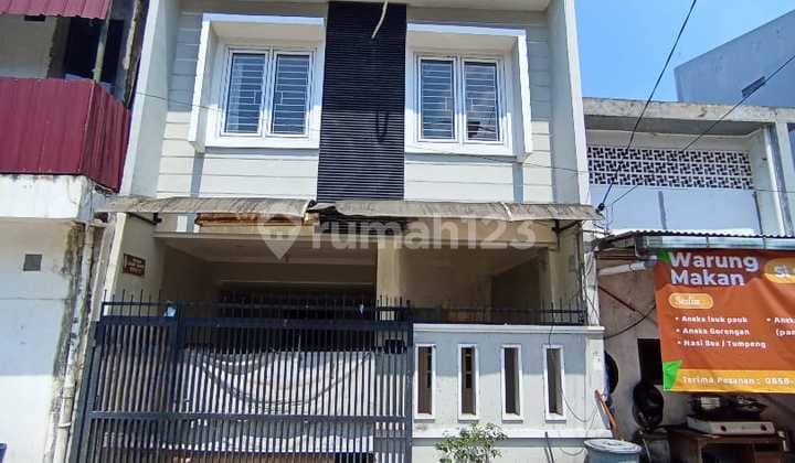 Rumah 3 Lantai Shm Di Jelambar Jakarta Barat