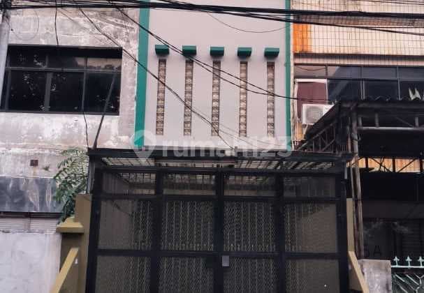 Ruko Bagus Strategis di Cideng Jakarta Pusat