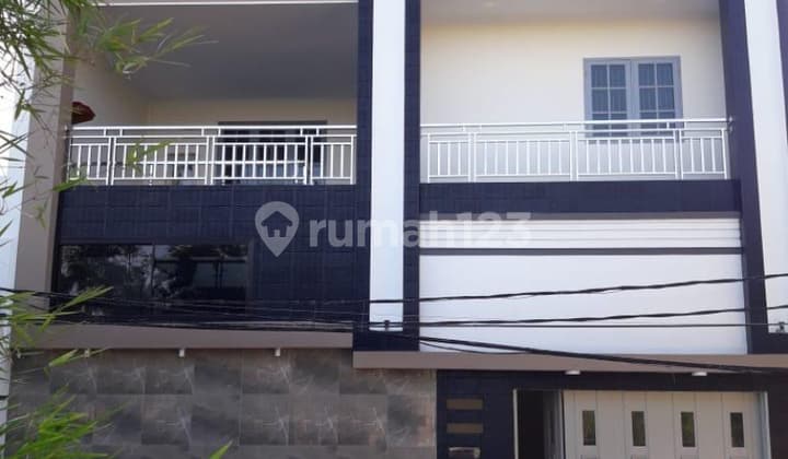 Rumah Cantik SHM Siap Huni di Teluk Gong Jakarta Utara