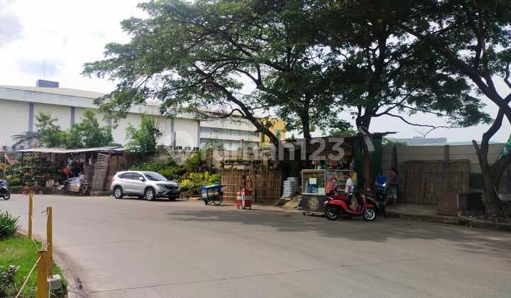For Sale Land on Boulevard Very Strategic Location in Cengkareng Area, Suitable for Commercial Use: Build Office, Shophouse, Hotel, etc.