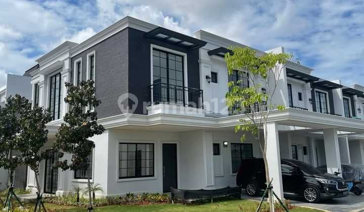 Rumah Mewah Brand New Kawasan Pik2 di Sewakan