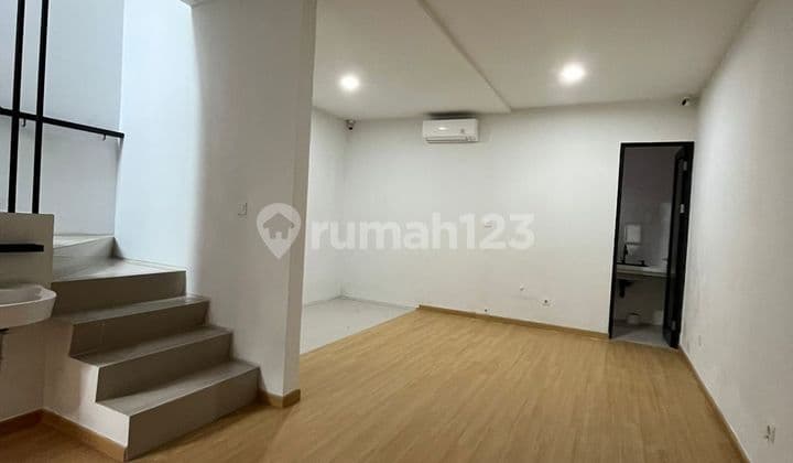 Di Sewakan Rumah Area Citra Garden Jakarta Barat Dekat Area Jajanan