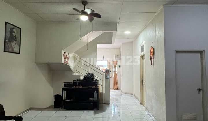 For Sale House in West Jakarta Area Taman Surya