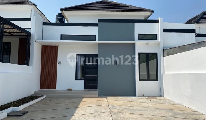 Bisa Kpr. Rumah Ngaliyan Semarang. Cluster. Fasum Kolam Renang.