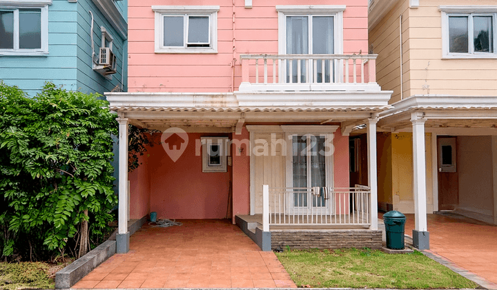 Rumah Omaha Village Semi Furnished 1M-An