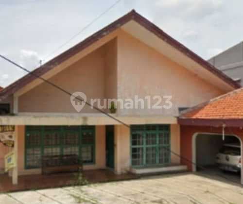 Rumah Lama Dekat stasiun MRT Haji Nawi Harga Di Bawah Pasar