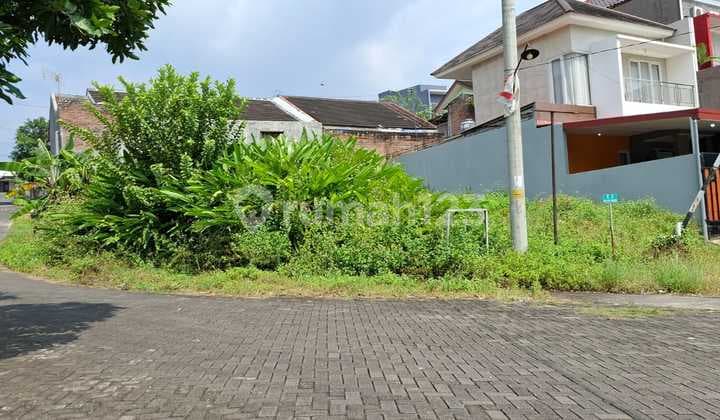 Tanah 192m2 Siap Bangun Cocok Untuk Keluarga Mapan