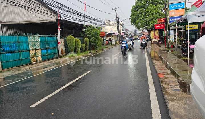 Strategic Land for Sale, Suitable for Business or Shop Houses.