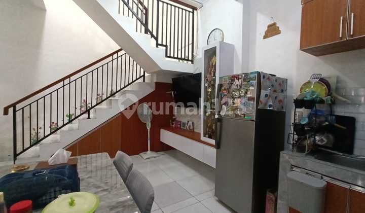 For Sale Beautiful and Strategic Duta Bintaro House