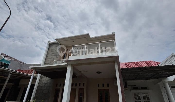 Dijual Rumah Cantik di Cluster Graha Raya Bintaro