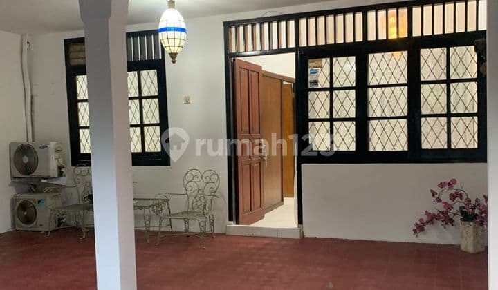 Dijual Rumah Siap Huni Lokasi Di Wijaya Kusuma, Cilandak