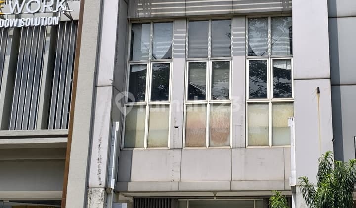 Disewakan Ruko 3,5 lt di Jl. Jalur Sutera. Jl utama Alam Sutera.