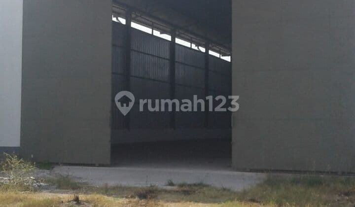 For Sale and Lease, Good Warehouse in East Cikarang, Strategic Location