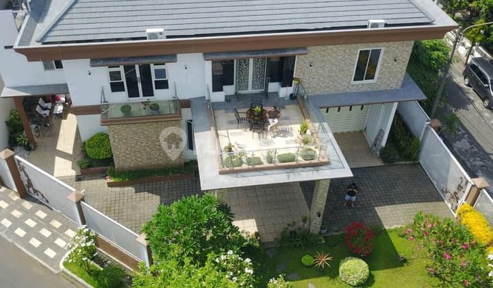 Dijual Rumah Nginden Intan Barat