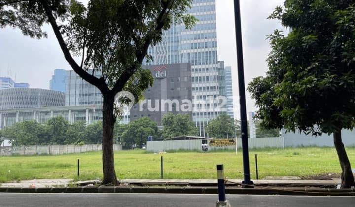 DIJUAL KAVLING KOMERSIAL MEGA KUNINGAN JAKARTA SELATAN 1,1 HEKTAR