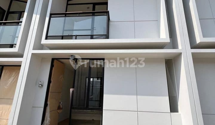 For Sale 2-Story House Cendana Icon Lippo Utara