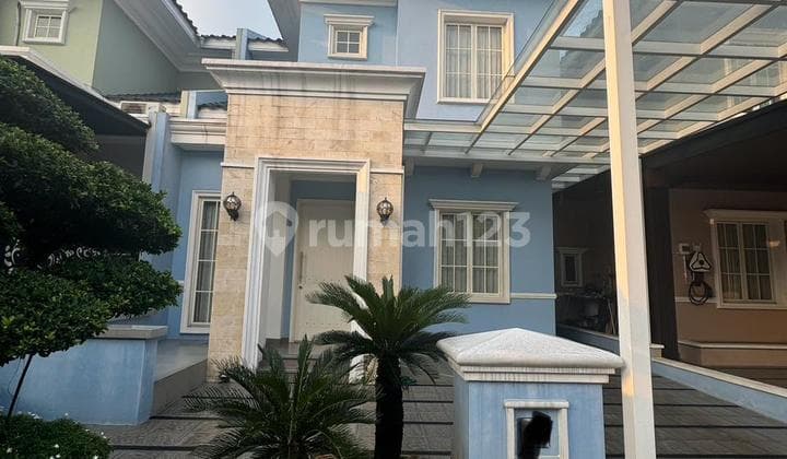 Rumah 2 Lantai, Daru Suvarna Sutera, Tinggal Bawa Koper Langsung Huni di Suvarna Sutera