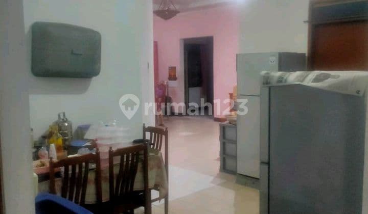 Shop House & House in Ciateul Near Elizabeth Bag Shop