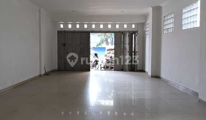 Ruko 3 Lantai Abdulrahman Saleh Mainroad Dekat Bandara