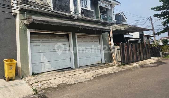 Rumah 2 Lantai, Lokasi Strategis, Bebas Banjir, Siap Huni