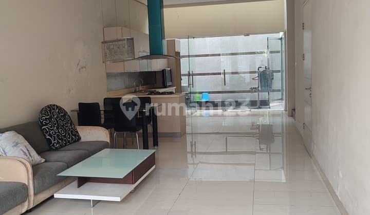 Ready-to-Occupy House Size 7.5x19 Duri Kepa West Jakarta