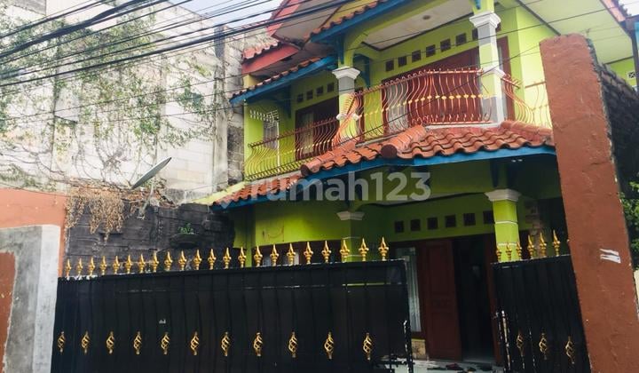 Rumah 2 Lantai di Baktijaya, Depok