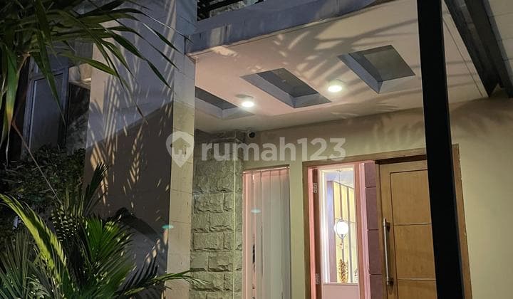 DIJUAL CEPAT! RUMAH MEWAH & STRATEGIS DI KARANGREJO SEMARANG