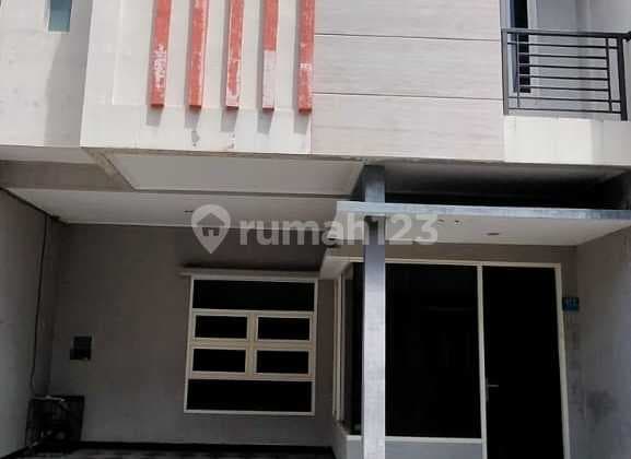Dijual Rumah Tengah Kota Surabaya Di Urban Mansion