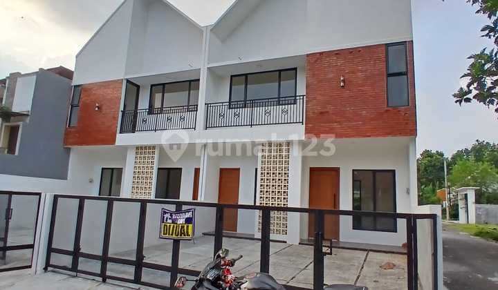 Rumah Baru Scandinavian Siap Huni, Maguwoharjo