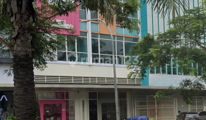 Ruko Hadap Jalan Summarecon Bekasi Pusat Bisnis Strategis Shm