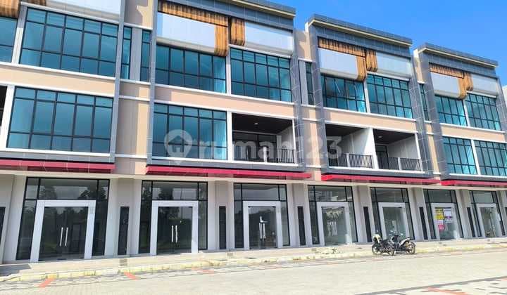 Ruko Baru Strategis Crystal Summarecon Hadap Jalan Tanpa Balkon